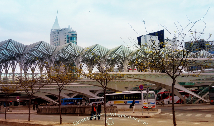 Calatrava at Gare do Oriente, Lisbon Gare do Oriente is a major train, bus and metro station located in eastern Lisbon. It is designed by the Spanish architect Santiago Calatrava